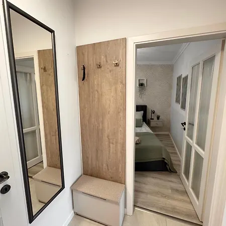 Lägenhet Selyemakacapartman