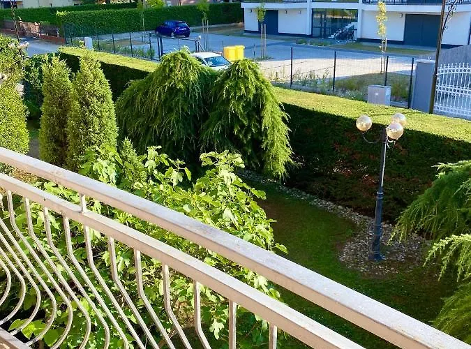 Apartment Selyemakacapartman *