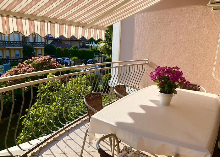 Appartement Selyemakacapartman *